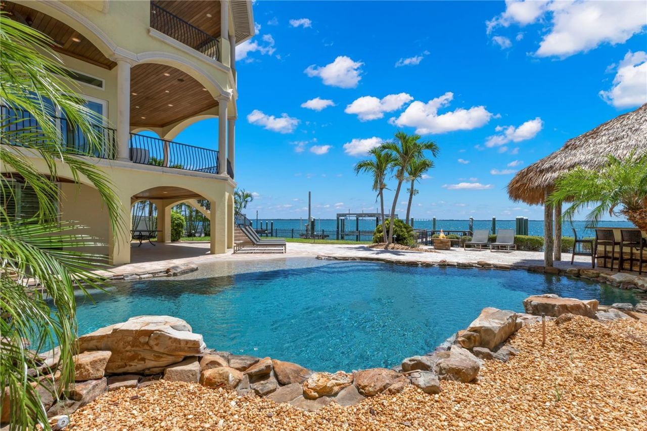 611 1st Avenue S, Tierra Verde, FL 33715 Photo