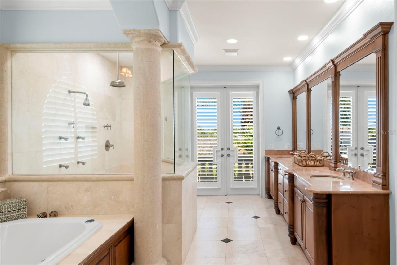 611 1st Avenue S, Tierra Verde, FL 33715 Photo