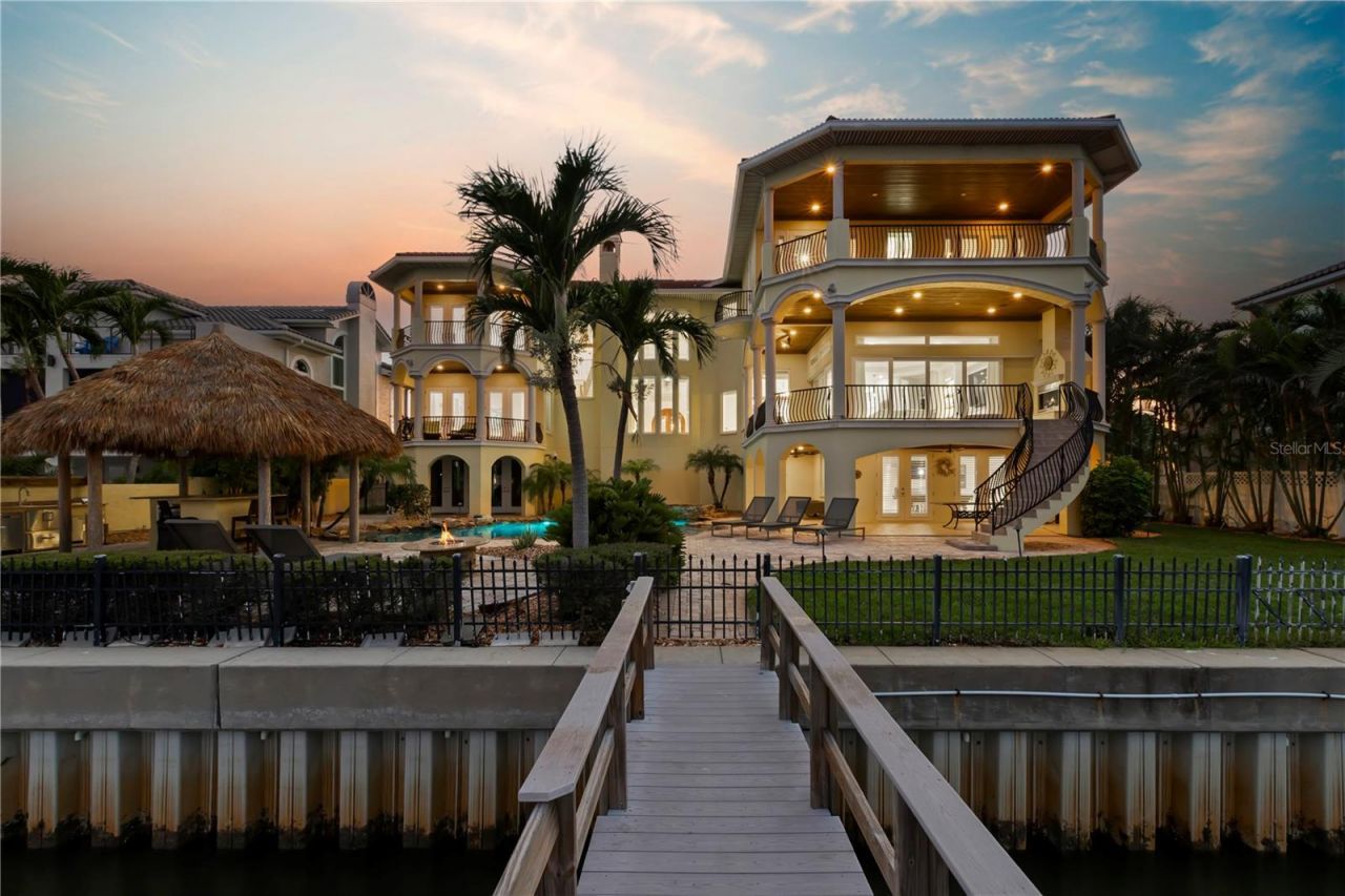 611 1st Avenue S, Tierra Verde, FL 33715 Photo