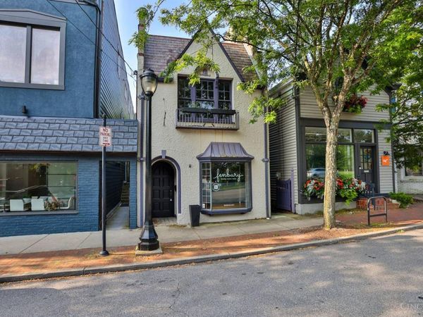 1985 Madison Road, Cincinnati, OH 45208