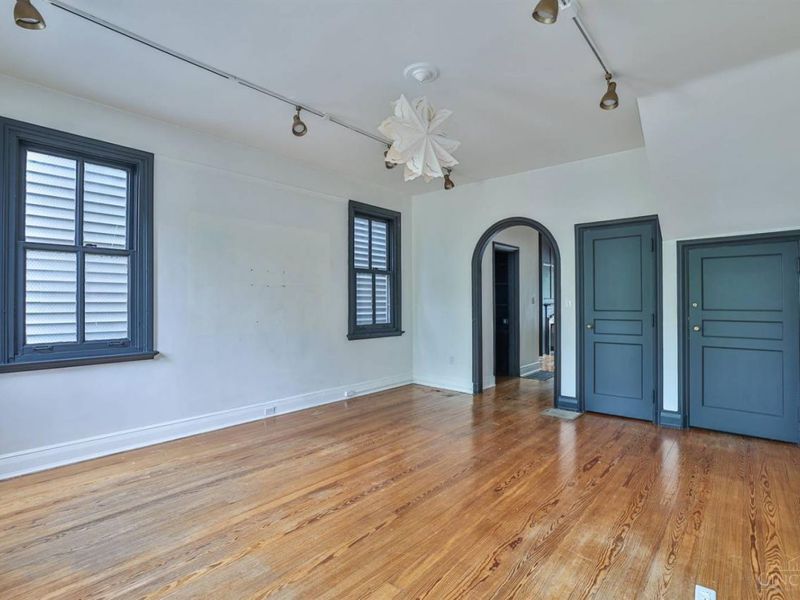 1985 Madison Road, Cincinnati, OH 45208 Photo 19