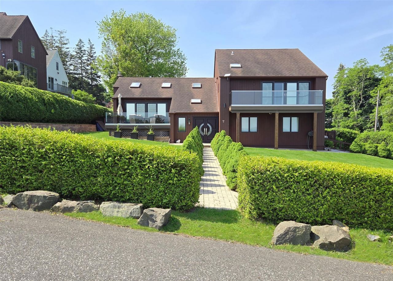 12 Sound View Drive, Rocky Point, NY 11778 Main Photo