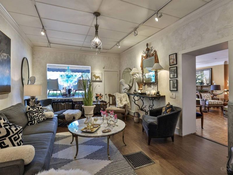 2003 Madison Road, Cincinnati, OH 45208 Photo 10