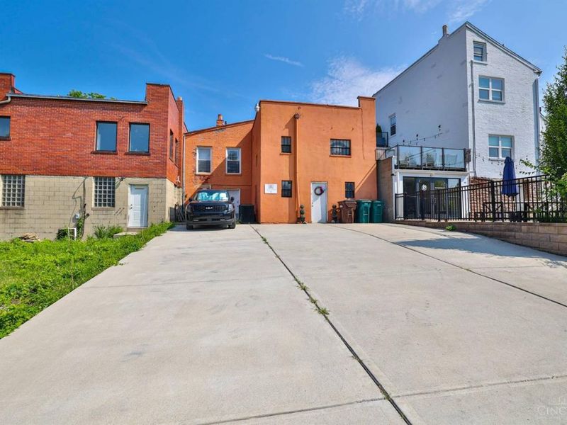 2003 Madison Road, Cincinnati, OH 45208 Photo 21