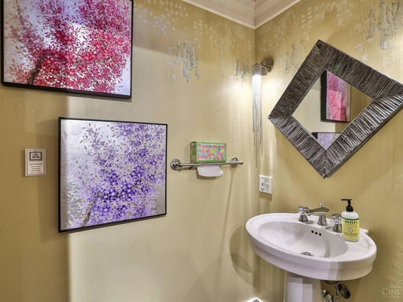 2003 Madison Road, Cincinnati, OH 45208 Photo 9