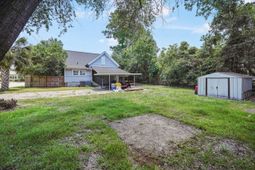 205 W Elm Street photo 4