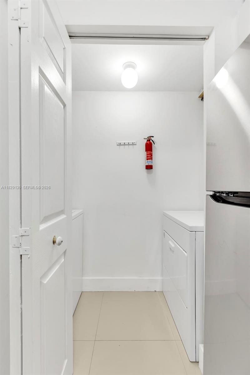 17100 N Bay Rd, Unit 1610, Sunny Isles Beach, FL 33160 Photo