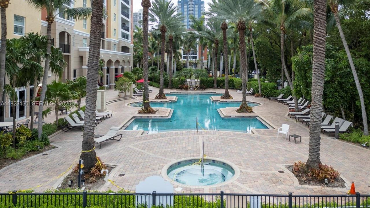 17100 N Bay Rd, Unit 1610, Sunny Isles Beach, FL 33160 Photo