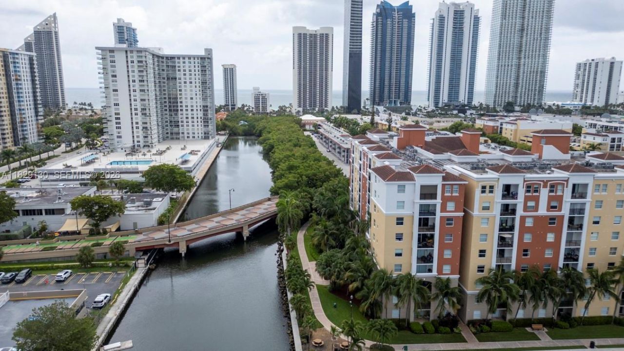 17100 N Bay Rd, Unit 1610, Sunny Isles Beach, FL 33160 Photo