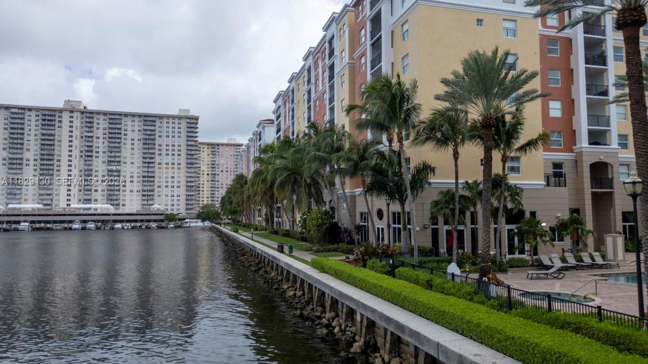17100 N Bay Rd, Unit 1610, Sunny Isles Beach, FL 33160 Photo
