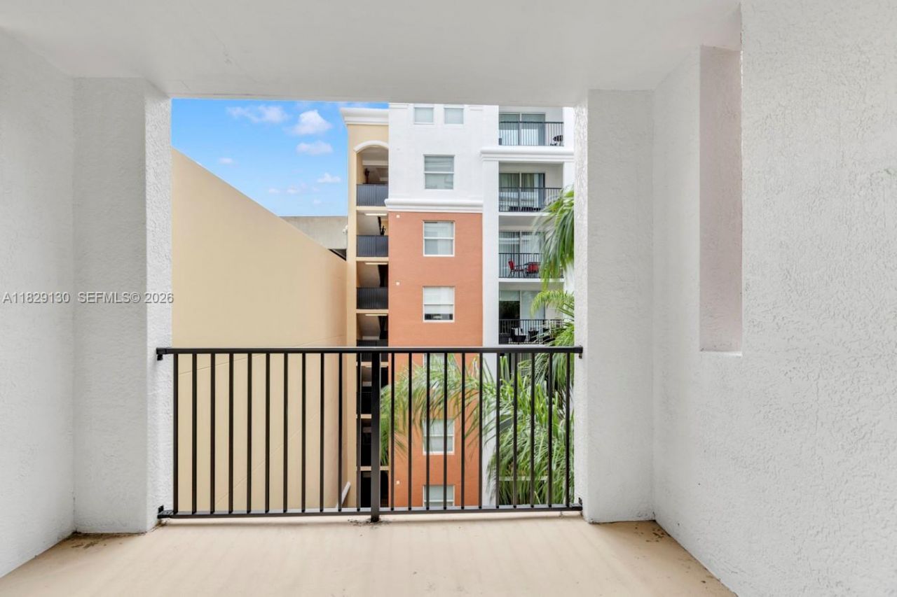 17100 N Bay Rd, Unit 1610, Sunny Isles Beach, FL 33160 Photo