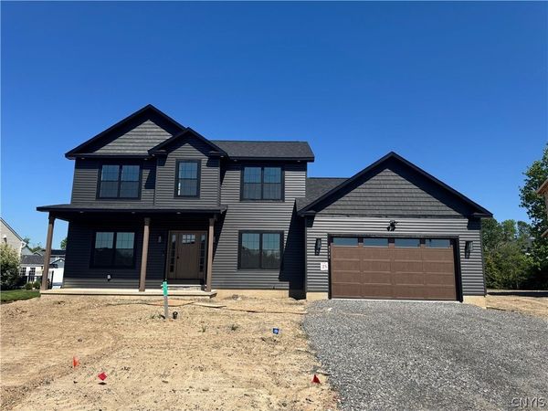 8546 Angus Path, Cicero, NY 13039