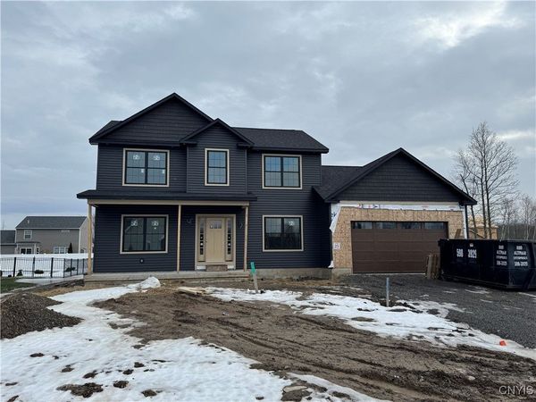 8546 Angus Path, Cicero, NY 13039