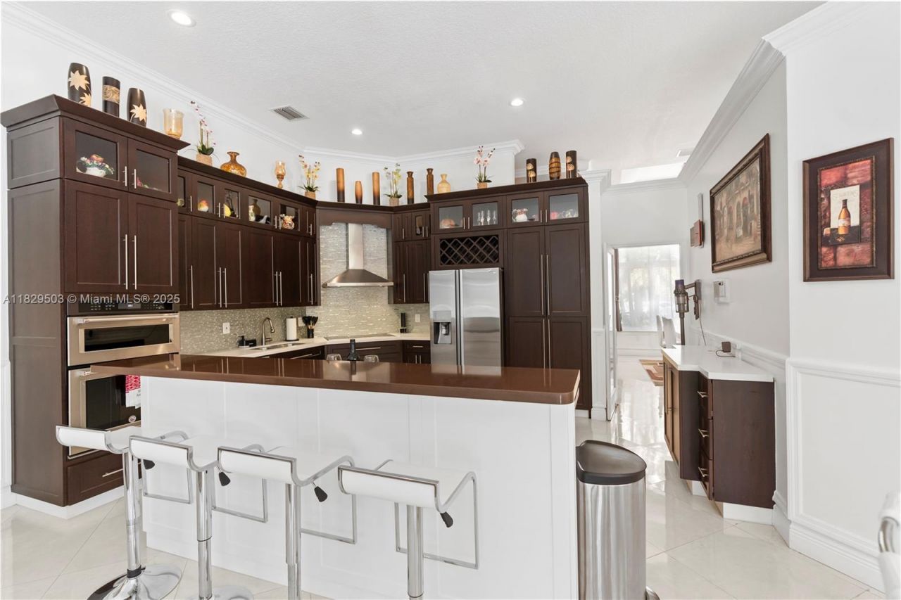 16601 SW 87th Ct, Unit 16601, Palmetto Bay, FL 33157 Photo