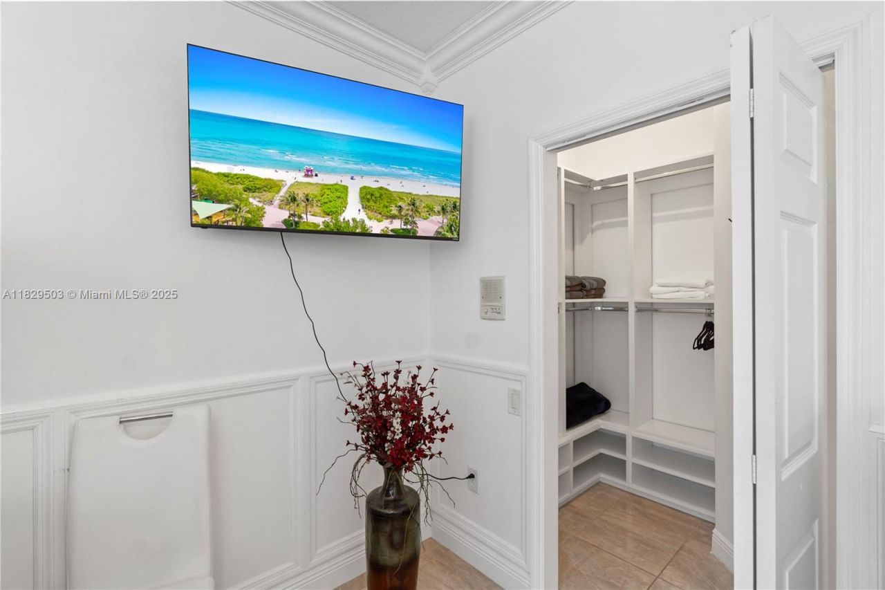 16601 SW 87th Ct, Unit 16601, Palmetto Bay, FL 33157 Photo