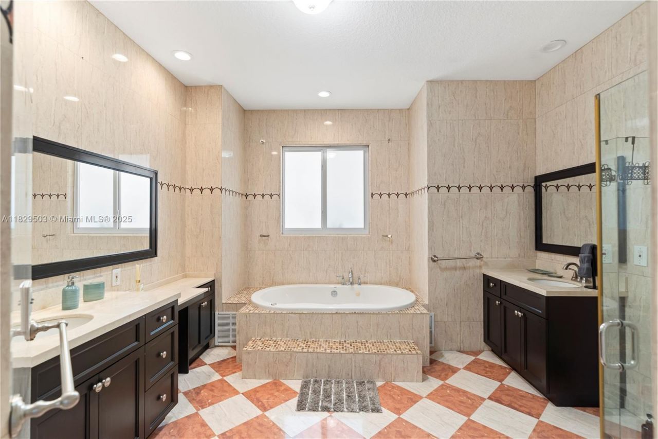 16601 SW 87th Ct, Unit 16601, Palmetto Bay, FL 33157 Photo