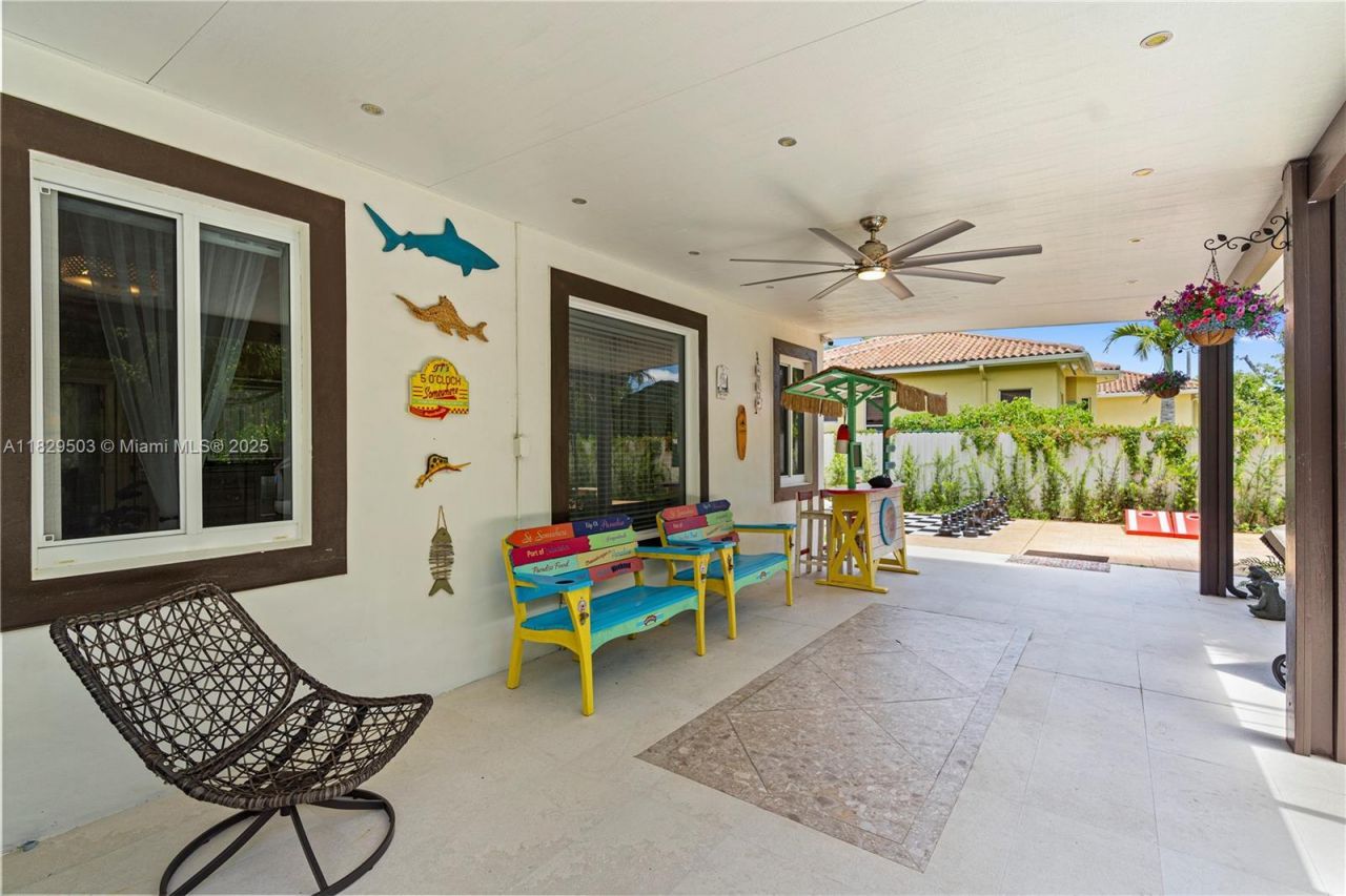 16601 SW 87th Ct, Unit 16601, Palmetto Bay, FL 33157 Photo