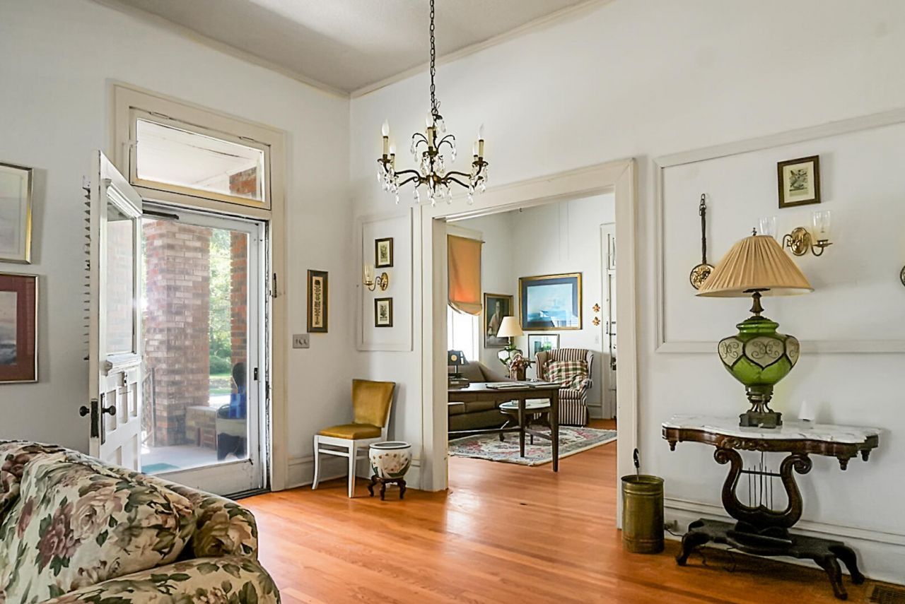 4512 Carolina Highway Photo 5