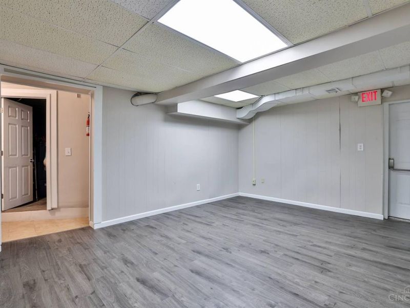 2007 Madison Road, Cincinnati, OH 45208 Photo 18