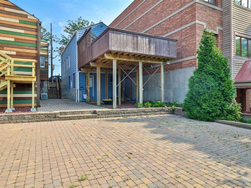 2009 Madison Road, Cincinnati, OH 45208 Photo 17