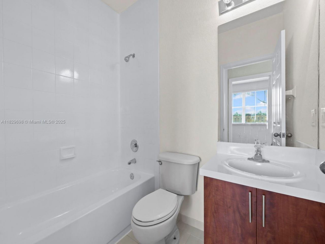 2504 SE 15th Ct, Homestead, FL 33035 Photo