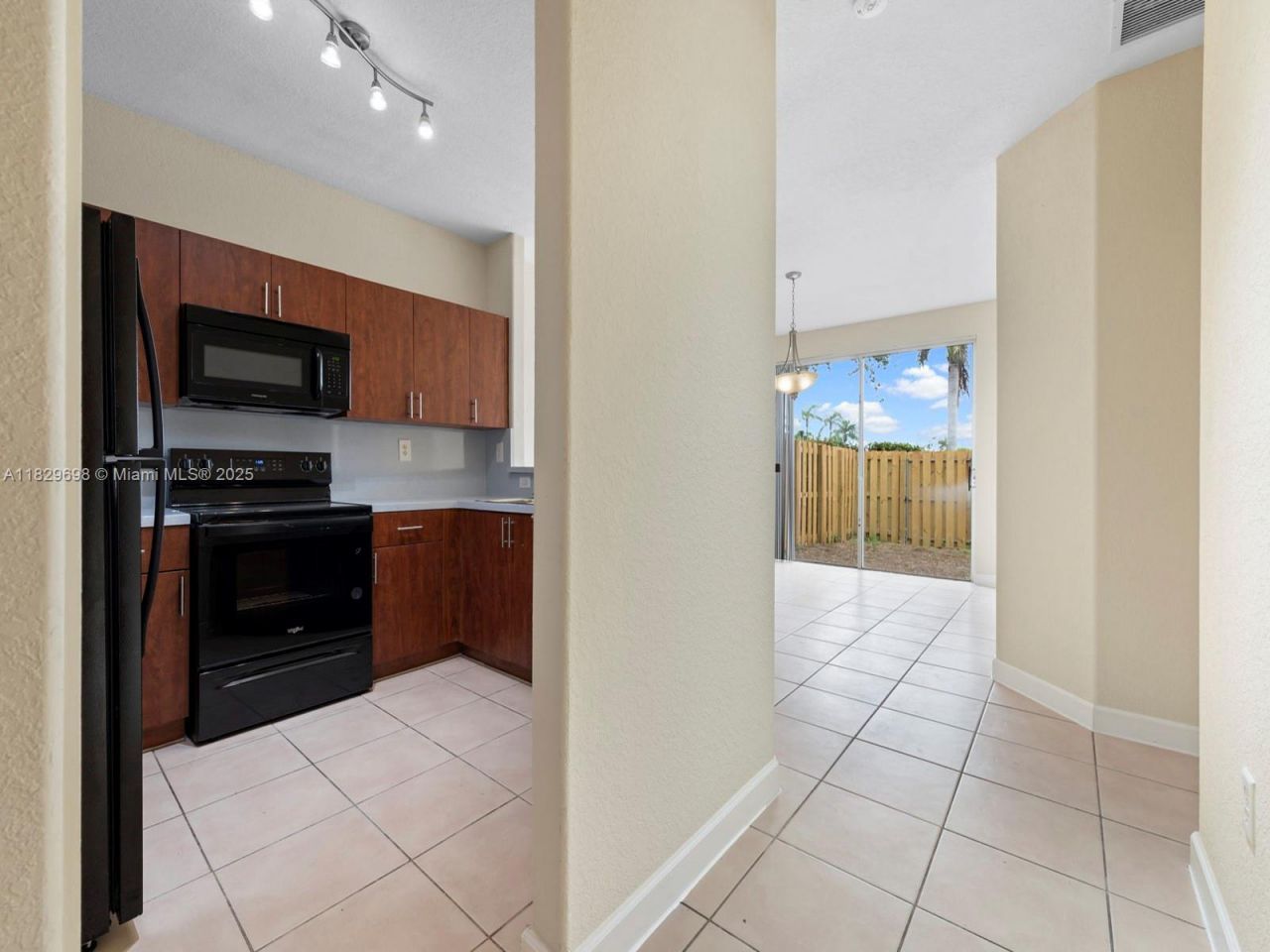 2504 SE 15th Ct, Homestead, FL 33035 Photo