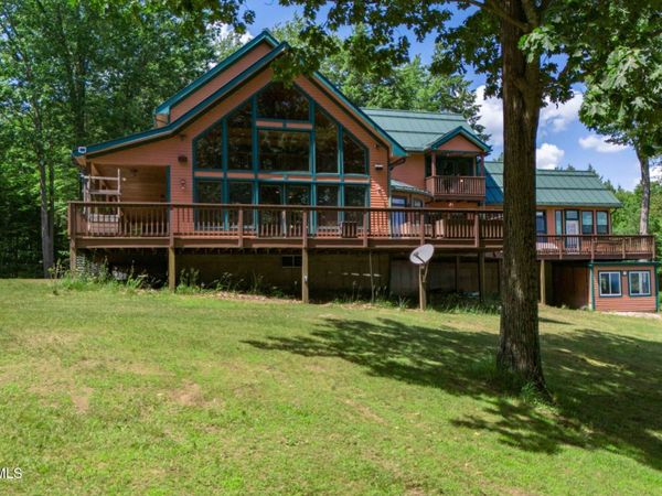 102 Taylor Court, Mayfield, NY 12117