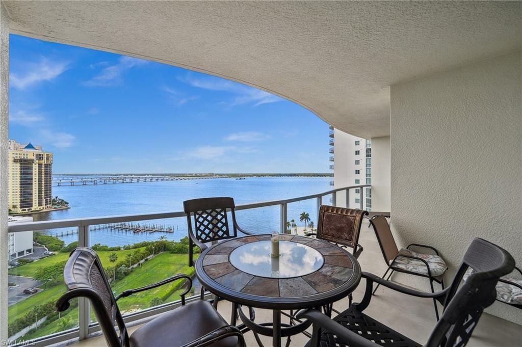 3000 Oasis Grand Blvd, Unit 1702, Fort Myers, FL 33916 Photo