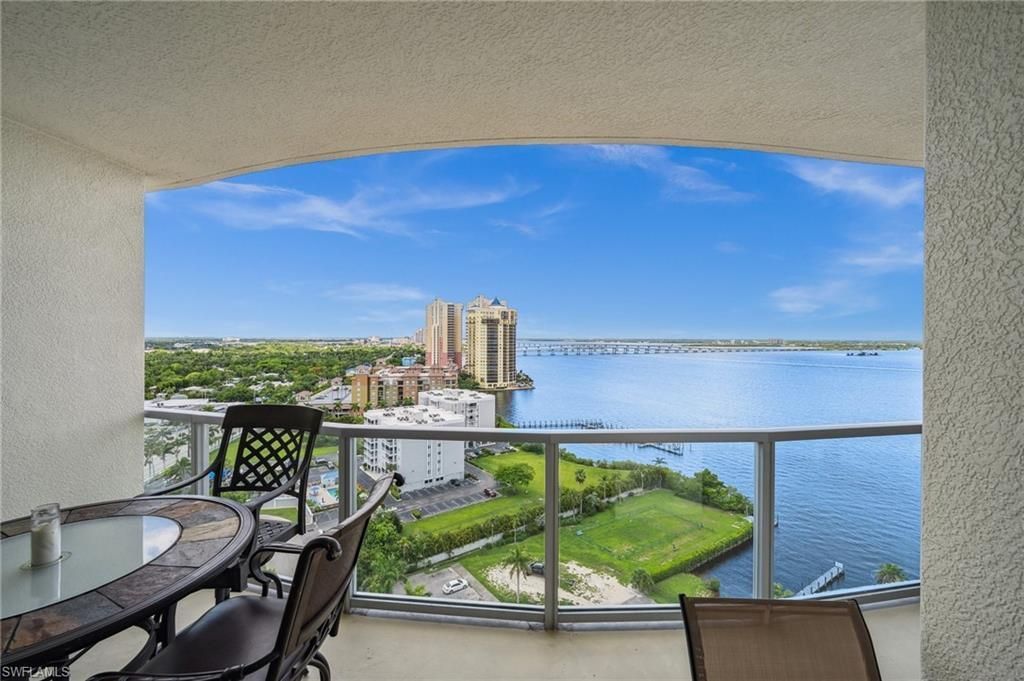 3000 Oasis Grand Blvd, Unit 1702, Fort Myers, FL 33916 Photo