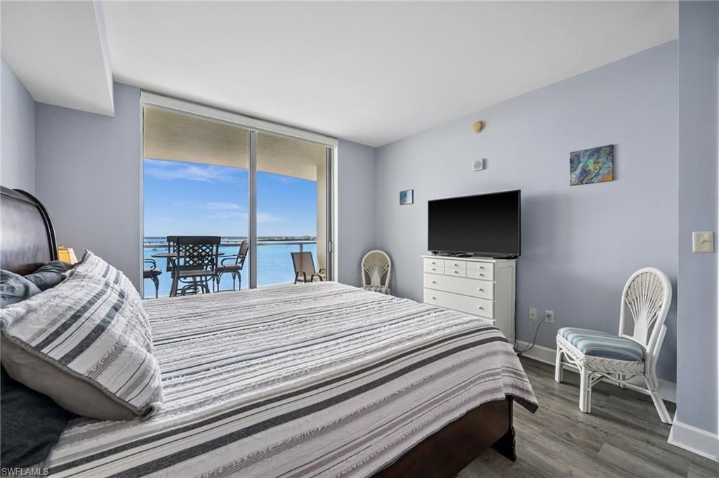 3000 Oasis Grand Blvd, Unit 1702, Fort Myers, FL 33916 Photo