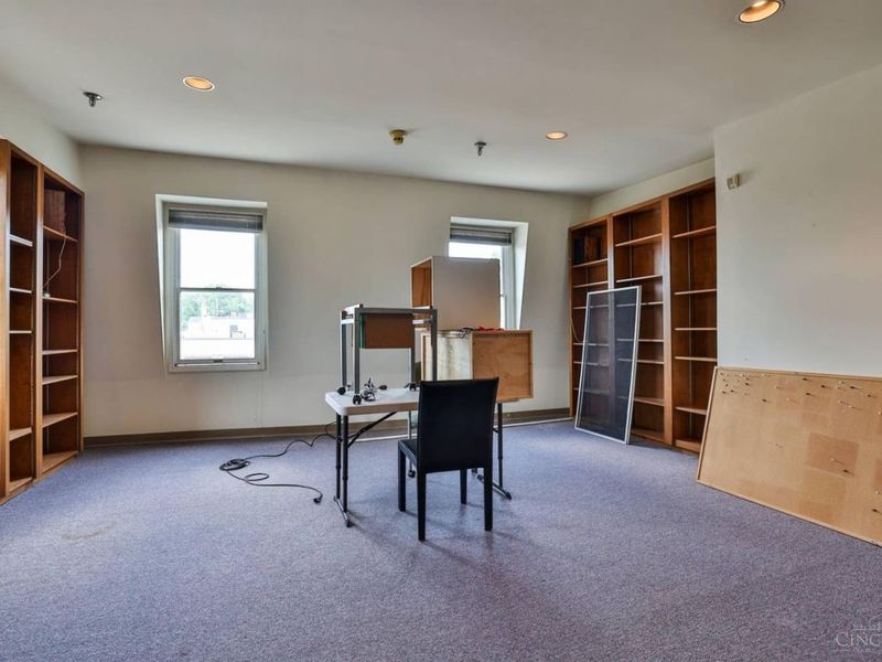 L Madison Road, Cincinnati, OH 45208 Photo 8