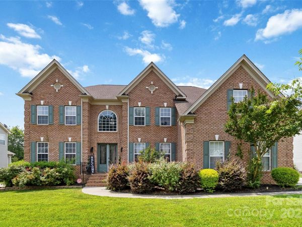 1009 Murandy Lane, Matthews, NC 28104