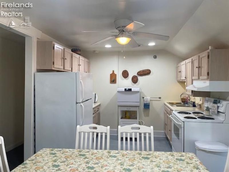 317 Maple, Unit 17, Lakeside, OH 43440 Photo 16