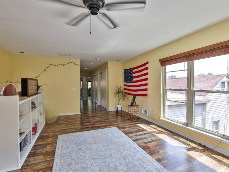 2039 Madison Road, Cincinnati, OH 45208 Photo 8