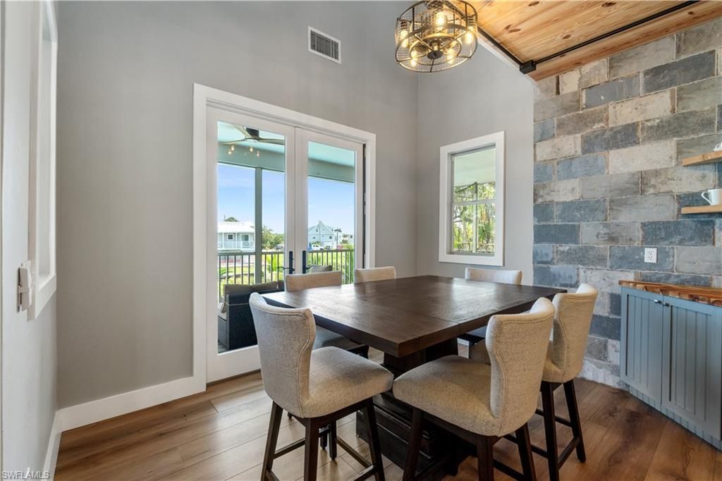 211 Sterling Ave, Fort Myers Beach, FL 33931 Photo