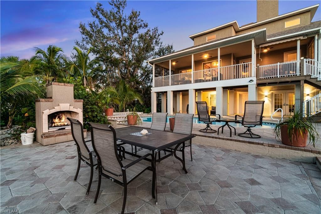 211 Sterling Ave, Fort Myers Beach, FL 33931 Photo