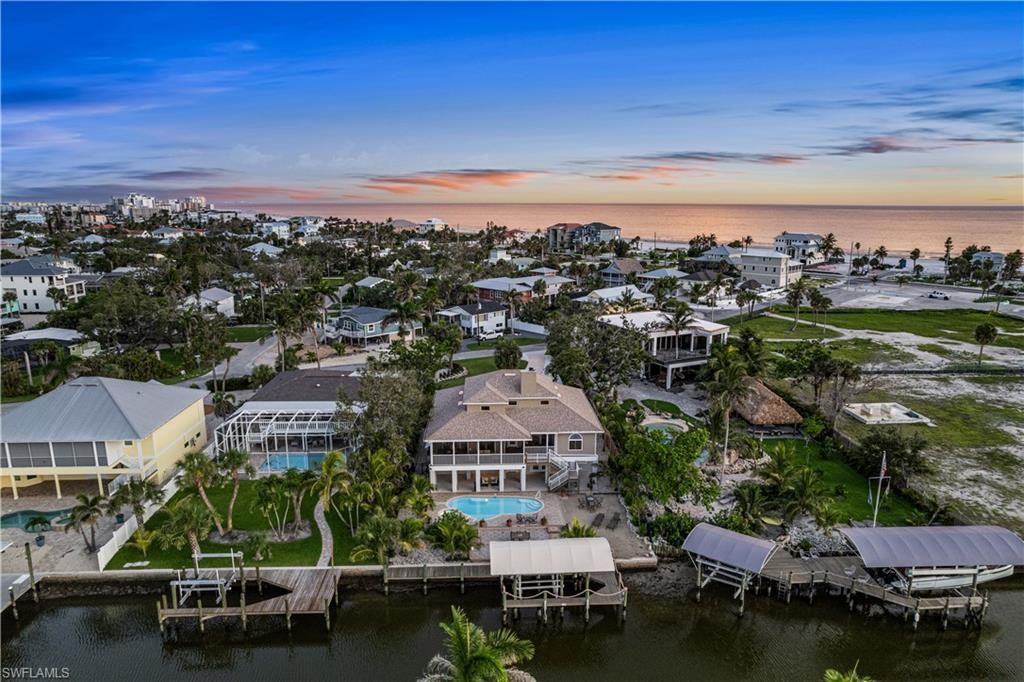 211 Sterling Ave, Fort Myers Beach, FL 33931 Photo