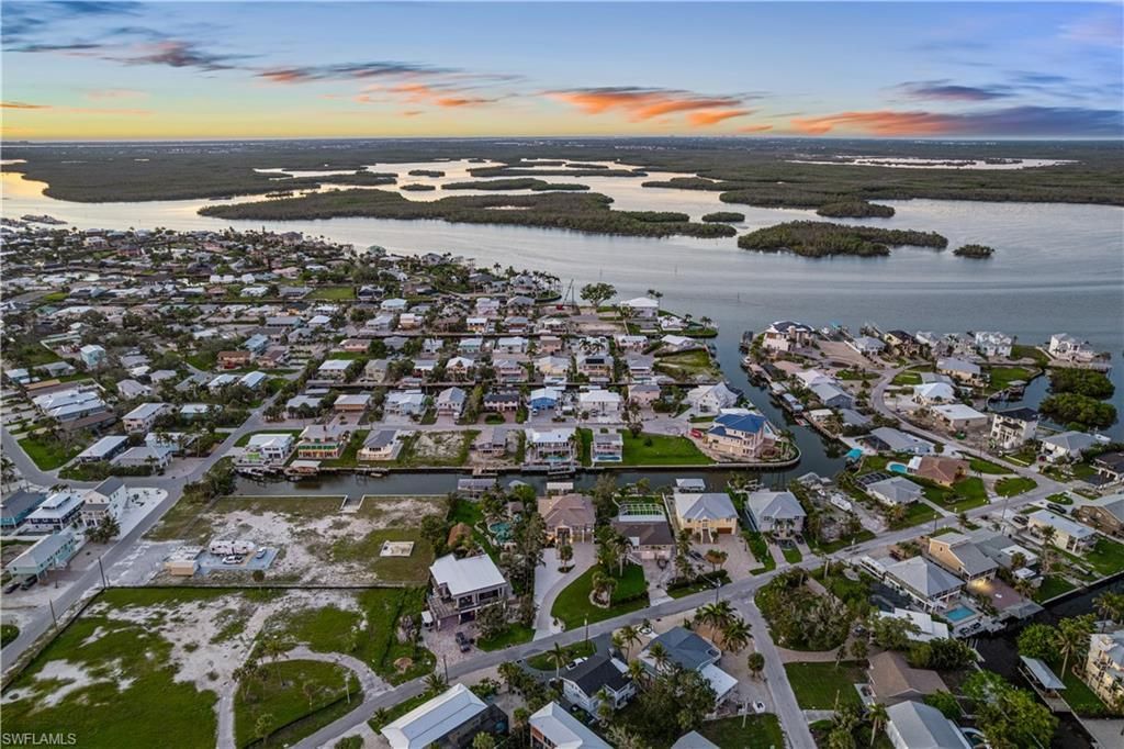 211 Sterling Ave, Fort Myers Beach, FL 33931 Photo