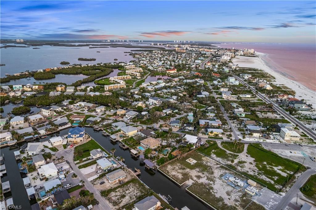 211 Sterling Ave, Fort Myers Beach, FL 33931 Photo