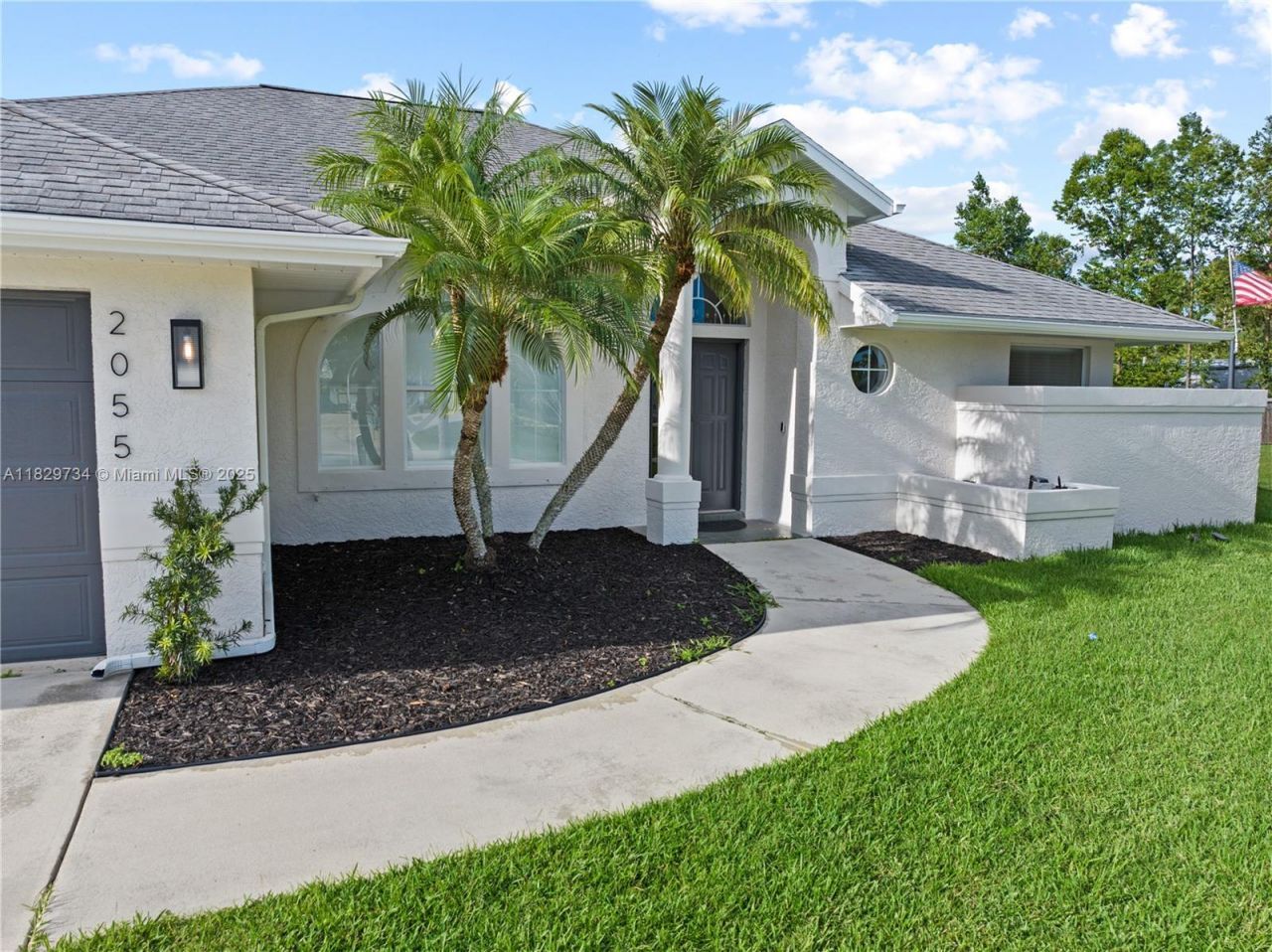 2055 SW Aaron Ln, Port Saint Lucie, FL 34953 Photo