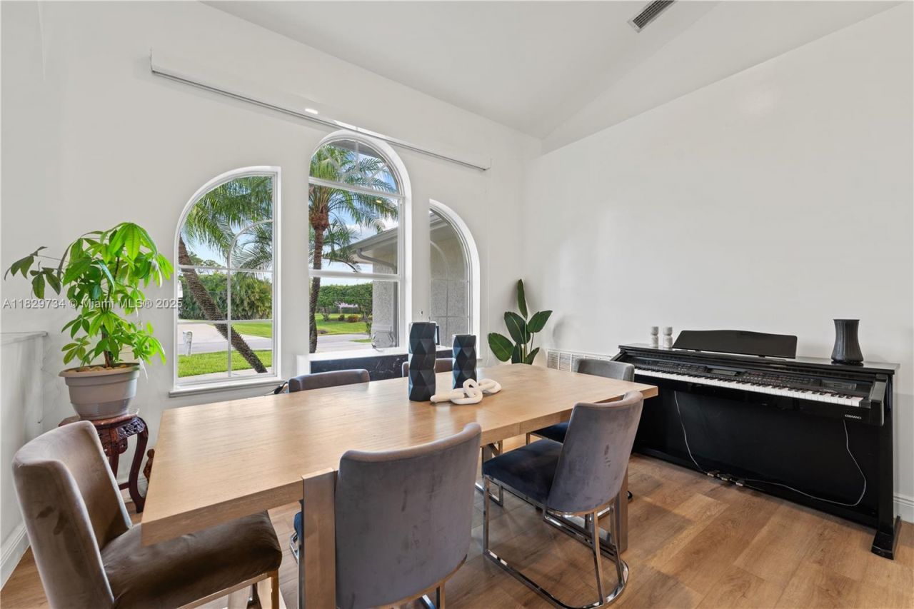 2055 SW Aaron Ln, Port Saint Lucie, FL 34953 Photo