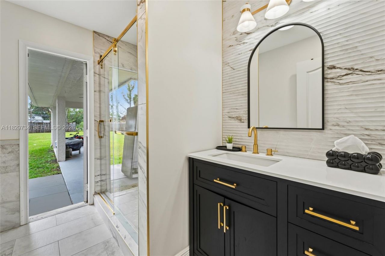 2055 SW Aaron Ln, Port Saint Lucie, FL 34953 Photo
