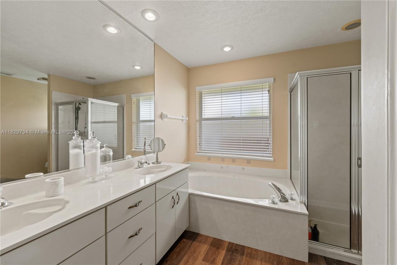 2055 SW Aaron Ln, Port Saint Lucie, FL 34953 Photo