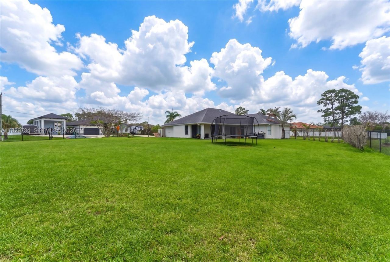 2055 SW Aaron Ln, Port Saint Lucie, FL 34953 Photo