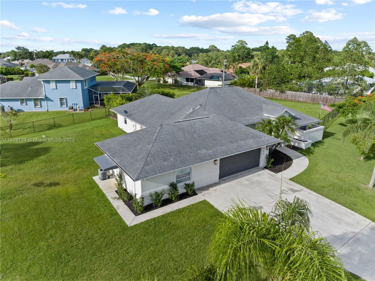 2055 SW Aaron Ln, Port Saint Lucie, FL 34953 Photo