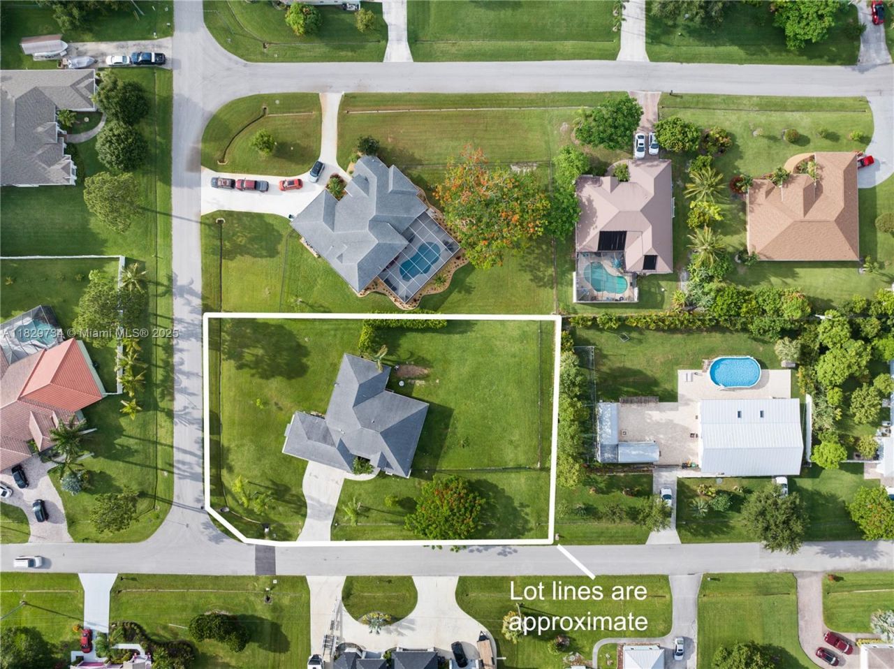 2055 SW Aaron Ln, Port Saint Lucie, FL 34953 Photo