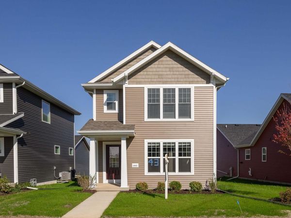 1082 Tundra Avenue, Oregon, WI 53575