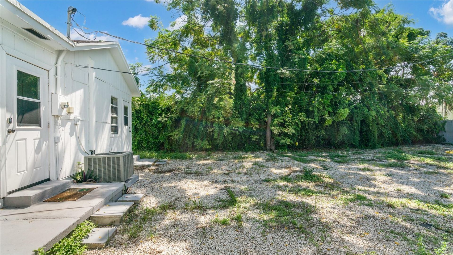 516 Puritan Rd, West Palm Beach, FL 33405 Photo