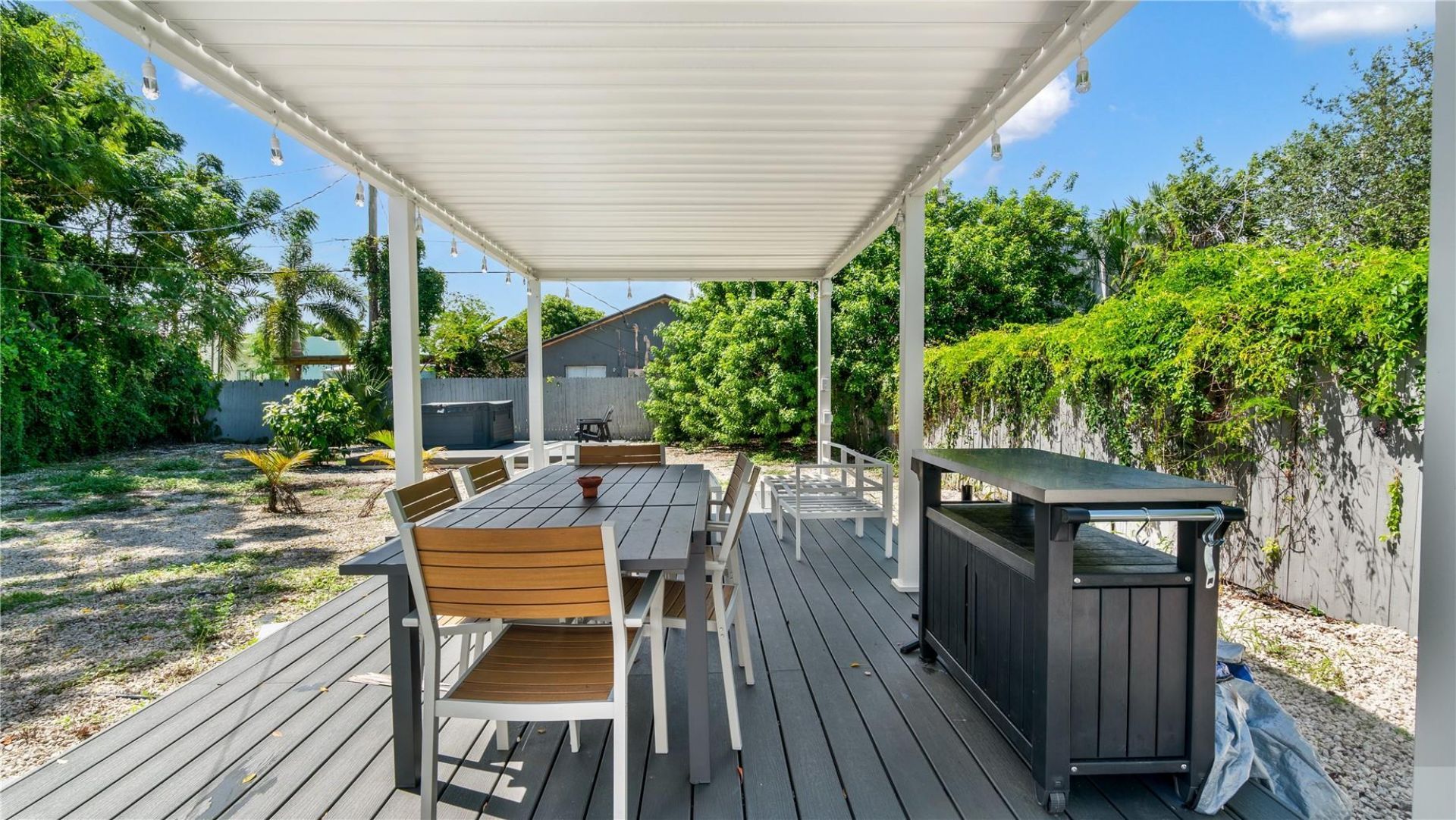 516 Puritan Rd, West Palm Beach, FL 33405 Photo