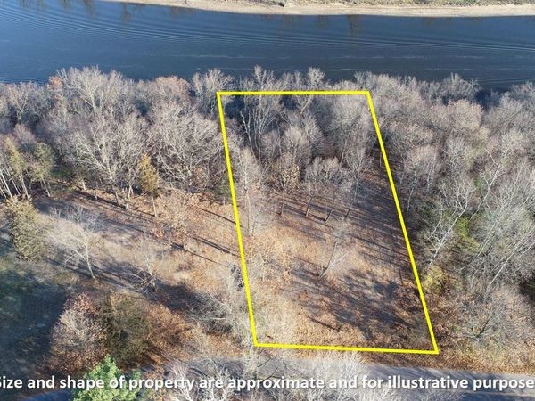 L22 Hillside Drive, Wisconsin Dells, WI 53965